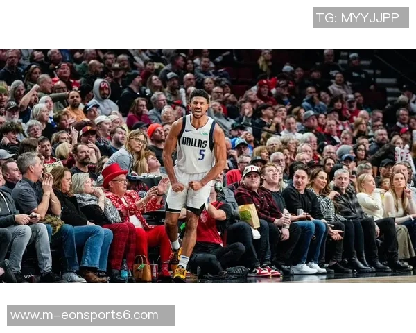 格兰姆斯对旧主砍下28分华盛顿贡献29分12篮板独行侠遗憾负于76人