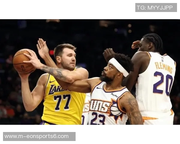 太阳队与湖人队的巅峰对决谁能在季后赛中笑到最后精彩回顾与分析